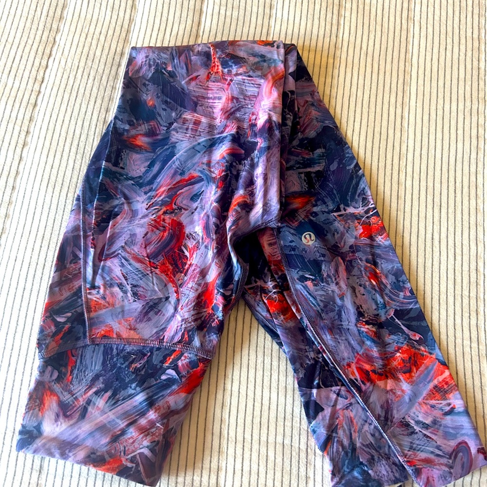 Lululemon base pace full length leggings size 6, worn once